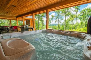 CJs Mountain Lodge - McHenry - 5