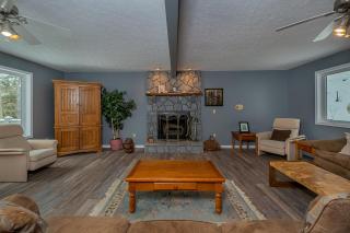 Lake Life HQ - McHenry - 7