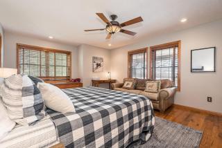 Highland Cottage - McHenry - 2