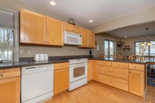Main Street Retreat - McHenry - 4
