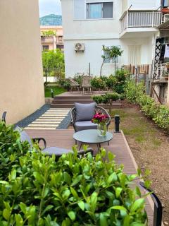 XIO Apartments - Bar - 2