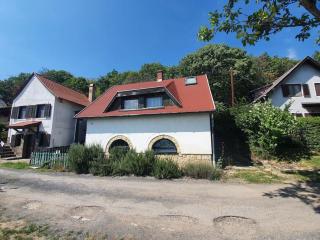 Kisház a hegyen - 0