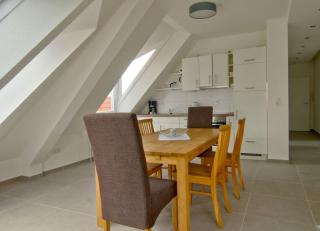 Hafenblick - komfortable, sonnendurchflutete Ferienwohnung - 7