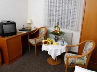 Hotel Restaurant Pempel - Großalmerode - 2