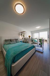 Park Royal 1 studio - 8