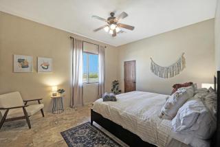 Luxury Estate, Sleeps 24, Sonoran by HomeStakes Stays - 2