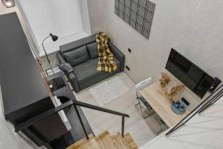 Black 7 Apartments - 6