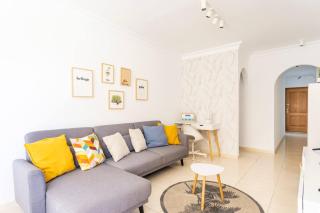 Amplio y cómodo apartamento en Callao Salvaje. - Callao Salvaje - 0