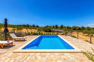 Magical Island - Mirce - 7