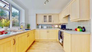 Super-Quiet Town Centre Flat 5 min Walk to Station - Royal Tunbridge Wells - 8