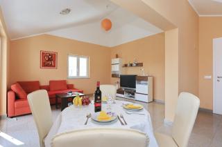 Apartment Antonija - Pirovac - 9