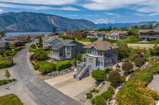 Beaches and Breezes on Wapato - 4 Bed 4 Bath Vacation home in Wapato Point - Manson - 3