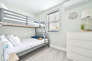 318 E Youngs Ave Unit 1 Seaside Serenity Salty Shore Retreat - Wildwood - 1