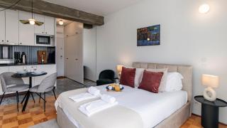 Ceuta Studio Apartments by LovelyStay - Oporto - 6