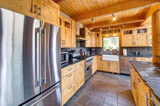 Luxury Mtn Cabin with Sweeping Cle Elum Lake Views! - Ronald - 5