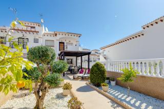 CB Living - Family holiday home in Punta Prima - 6