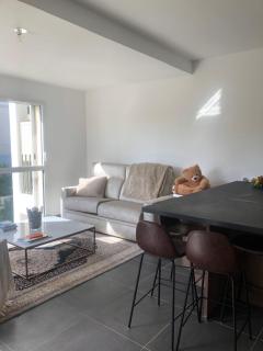 Appartement Aix en Provence vue Ste Victoire - BATIMENT B11 - 13090 AIX EN PROVENCE - Aix-en-Provence - 2