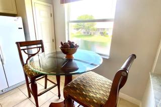 Luxury condo near Wiggins pass beach & park - 8