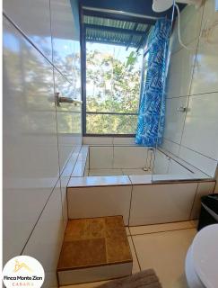 Cabaña Montezion Bijagua - 1