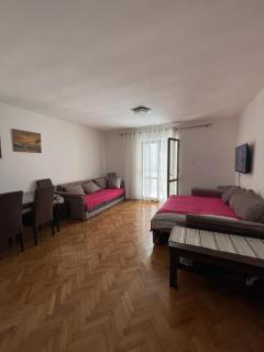 Apartment Val - Budva - 1