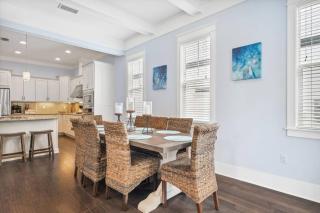 Resort-style pool 3min to beach. Family friendly. Private parking. Fenced-in backyard - Santa Rosa Beach - 6