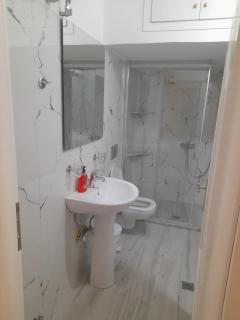 Petrit Apartments - Saranda - 1