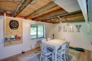 Updated Home with Deck 2 Mi to Sister Bay Beach! - Sister Bay - 8