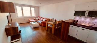 Modern apartment, 300m from Main Street and Aupark - Košice - 9