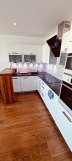 Modern apartment, 300m from Main Street and Aupark - Košice - 7