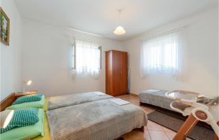 Stunning Apartment In Karin Gornji - Gornji Karin - 1