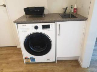 New, Cosy & Private 1-Bedroom & Living Flat - 7