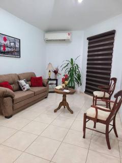 Confortable y Amplio Departamento Colibrí - Los Mochis - 1