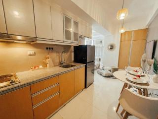Chic and Cozy Studio Viceroy Residences Taguig - Manila - 4