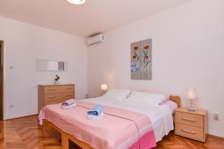 Sea View Apartment Sandra in Mali Lošinj - Mali Lošinj - 3