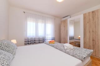 Sea View Apartment Sandra in Mali Lošinj - Mali Lošinj - 1