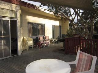 396 Settlement Road - Cowes - 6
