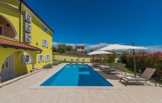 Gorgeous apartments with shared heated pool - Musalez - 6