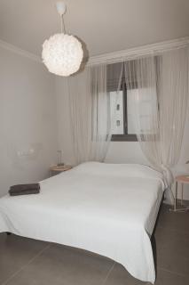 V-Home Dotan apartment - 8