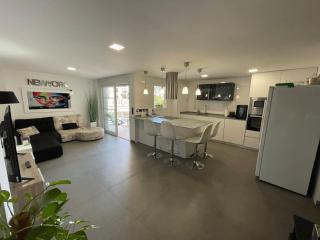 Seaside Apartment Retreat - Benicàssim - 2