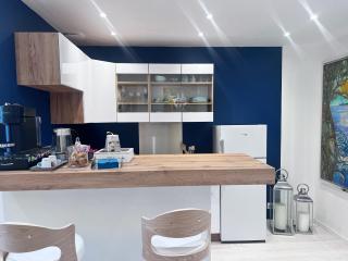Luxury studio suite in artist Villa with sea view - 5