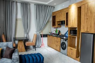 NIFEWAT APARTMENT,Rennes suite 2bedroom apartment with gym,pool, WiFi,Netflix,bar and sitting out area - 3