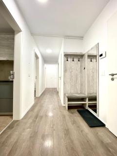 Astoria Apartment - Pet Friendly - Brasov - 9