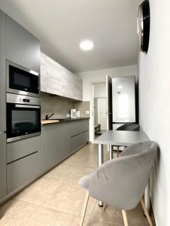 Astoria Apartment - Pet Friendly - Brasov - 6