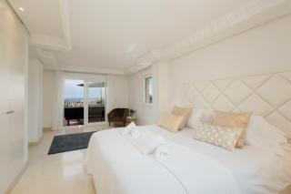 Penthouse with sea views in Nueva Andalucia - Marbella - 2