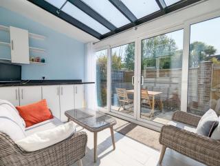 2 Walled Garden Cottages, West Wittering - 8