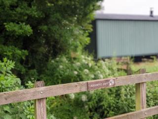 Kenny’s Hut - Cowfold - 2