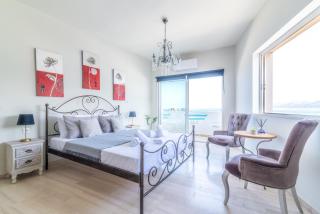 SeaSide Apartment with View in the Heart of City - Hersonissos - 9