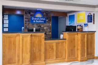 Days Inn & Suites by Wyndham Commerce - Commerce - 6