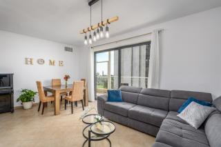 Full Option 3BR next King David - 4