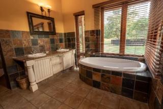 23 Zebula - 4 Bedroom 14 Sleeper Home - Mabula - 2